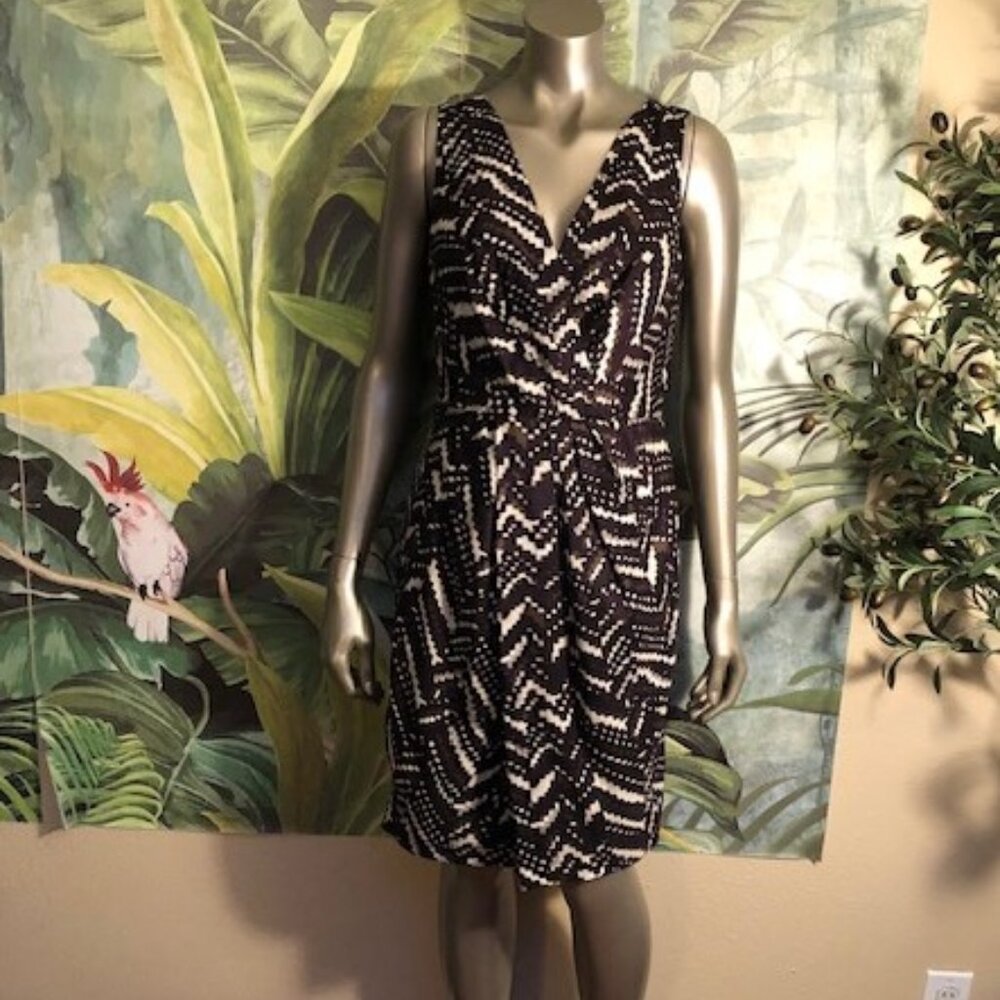 Banana Republic | Gorgeous Brown & White Dress | Size 8 |
